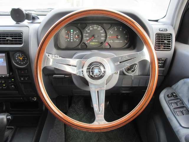 Toyota Land Cruiser Prado 2002 thumbnail 5