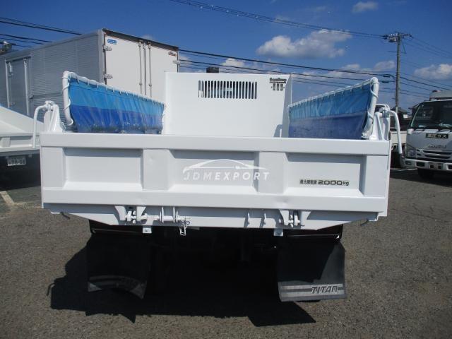Mazda Titan 2000 thumbnail 3