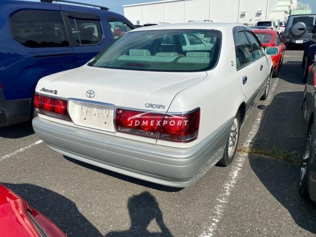 Toyota Crown 2001 thumbnail 2