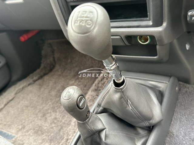 Toyota Hilux Pick Up 1997 thumbnail 67