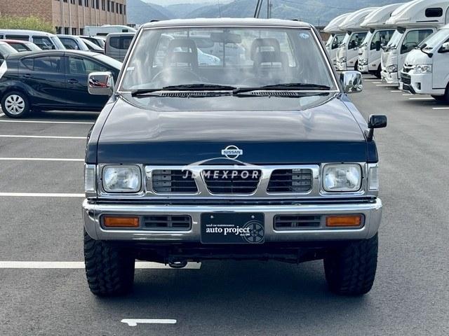 Nissan Datsun Pickup 1994 thumbnail 3