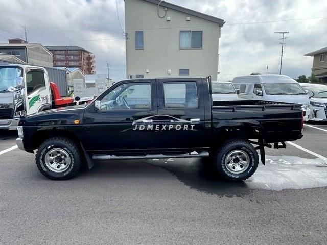 Nissan Datsun Pickup 1994 thumbnail 2