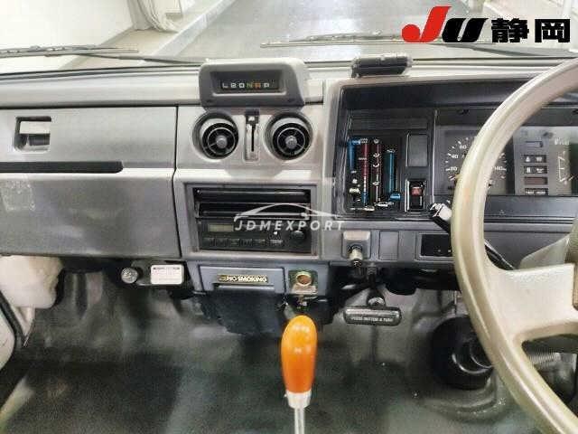 Toyota Hiace Truck 1994 thumbnail 8