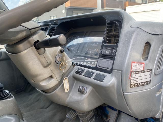 Mitsubishi Fuso Canter Guts 2001 thumbnail 19