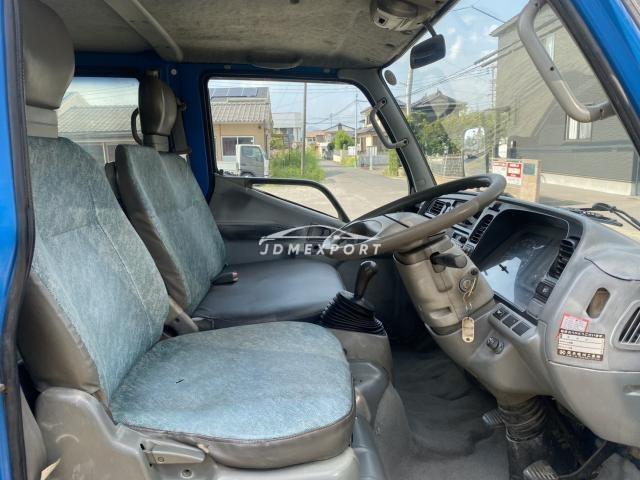 Mitsubishi Fuso Canter Guts 2001 thumbnail 13