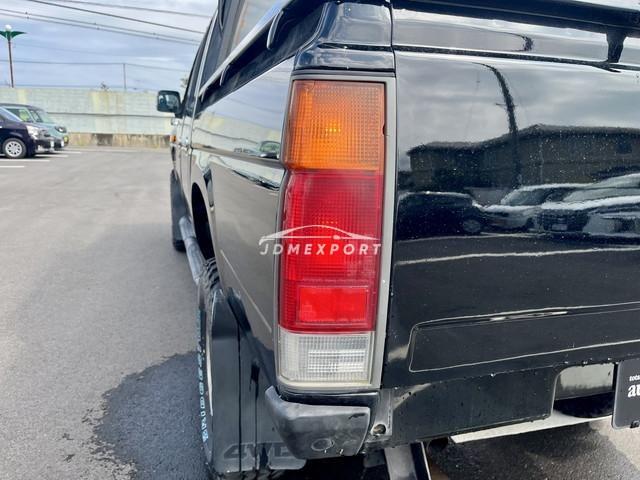 Nissan Datsun Pickup 1994 thumbnail 25