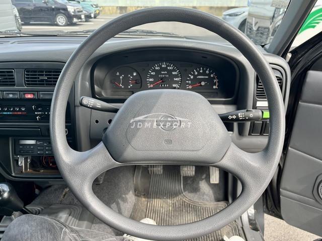 Nissan Datsun Pickup 1994 thumbnail 37
