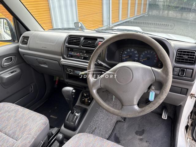 Suzuki Jimny 2001 thumbnail 3