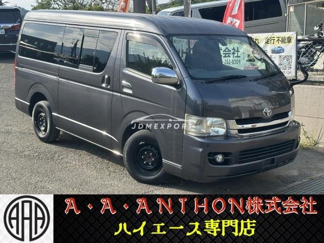 Toyota Hiace Van 2000