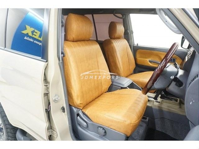 Toyota Land Cruiser Prado 2000 thumbnail 7
