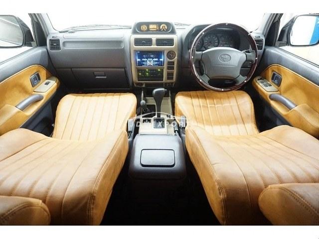 Toyota Land Cruiser Prado 2000 thumbnail 3