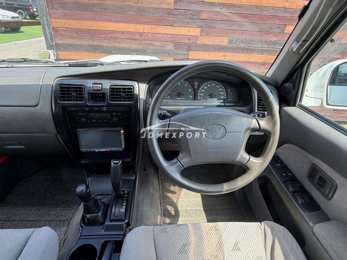 Toyota Hilux Surf 2002 thumbnail 17