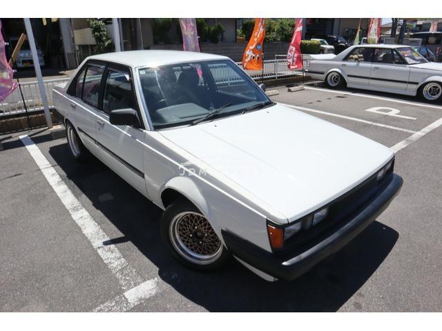 Toyota Carina 1985 thumbnail 3