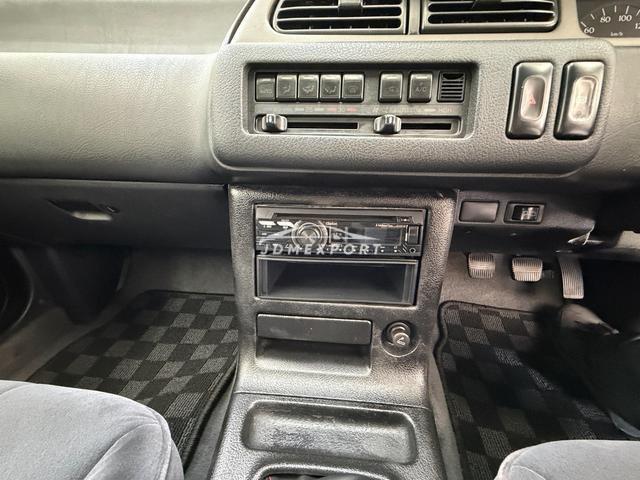 Nissan Cefiro 1992 thumbnail 5