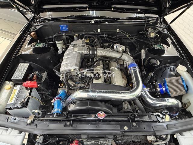 Nissan Laurel 1990 thumbnail 17