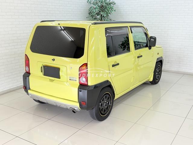 Daihatsu Naked 2000 thumbnail 4
