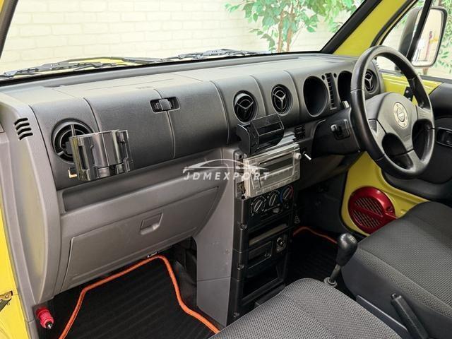 Daihatsu Naked 2000 thumbnail 15