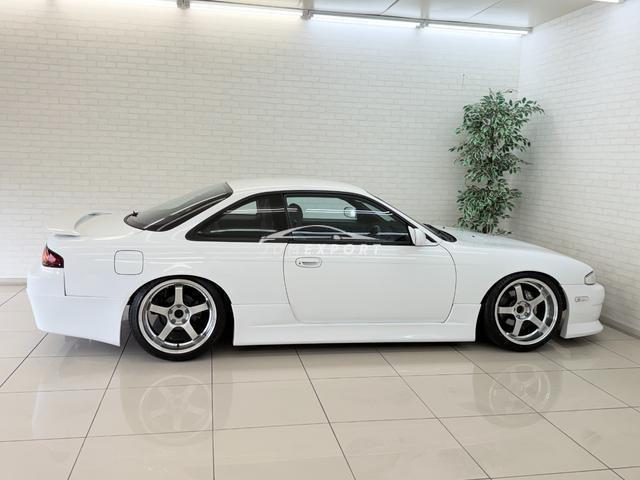 Nissan Silvia 1994 thumbnail 4