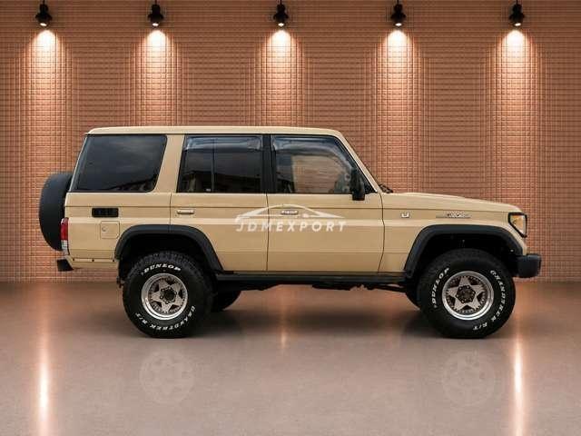 Toyota Land Cruiser Prado 1996 thumbnail 2
