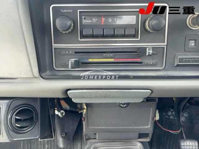 Nissan Sunny Truck 1991 thumbnail 5