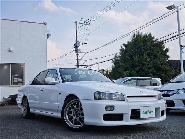 Nissan Skyline 1998