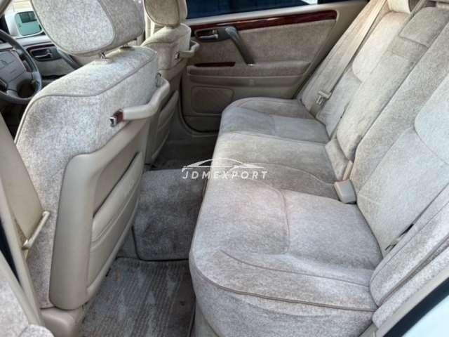 Toyota Crown Majesta 2001 thumbnail 16