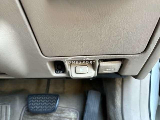 Toyota Crown Majesta 2001 thumbnail 15