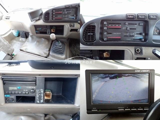 Toyota Coaster 1996 thumbnail 11