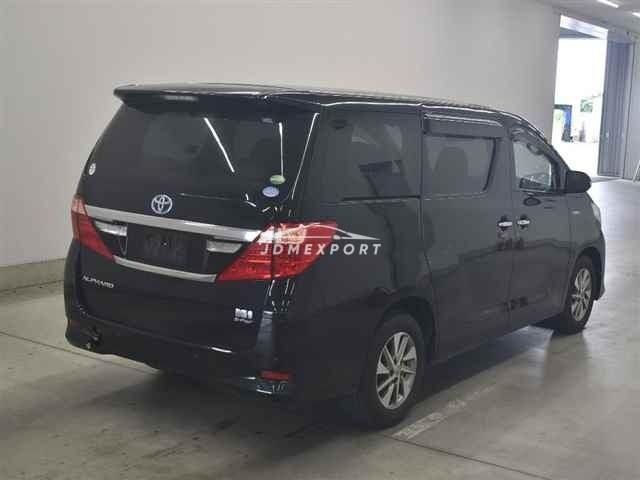 Toyota Alphard thumbnail 6