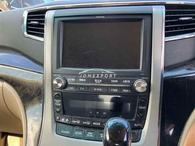 Toyota Alphard thumbnail 7