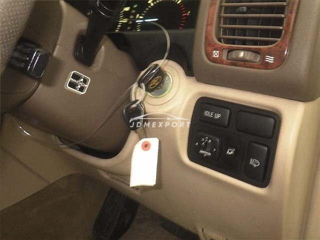 Toyota Land Cruiser 1999 thumbnail 9