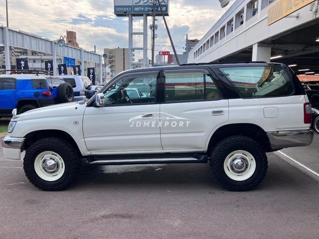 Toyota Hilux Surf 2000 thumbnail 6