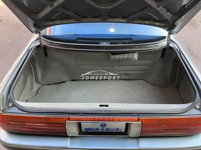 Toyota Crown 1991 thumbnail 17