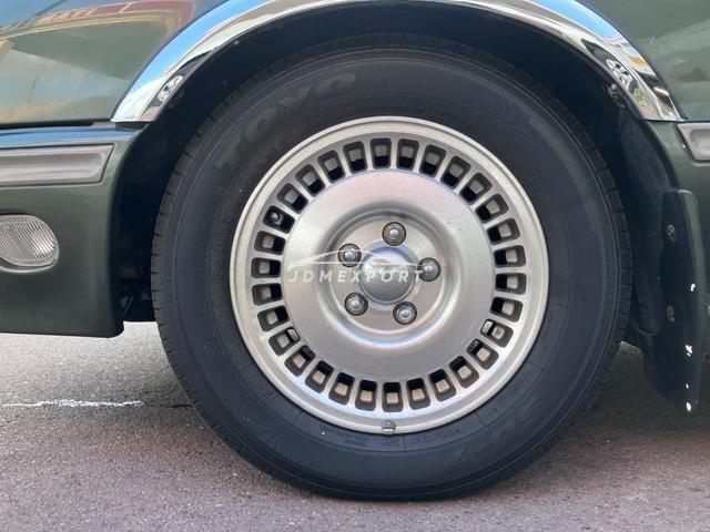 Nissan Cedric Cima 1990 thumbnail 14