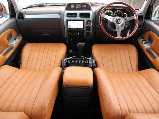 Toyota Land Cruiser Prado 2001 thumbnail 3