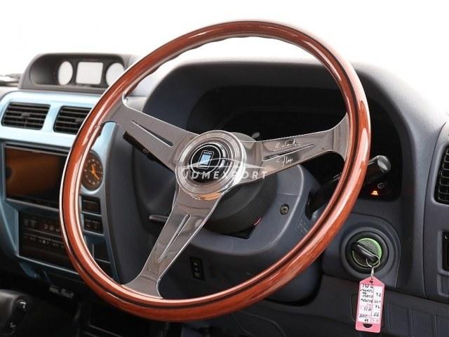 Toyota Land Cruiser Prado 2001 thumbnail 18