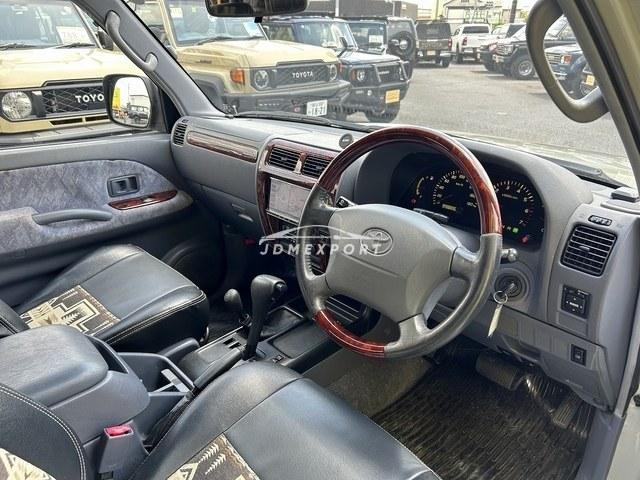 Toyota Land Cruiser Prado 2001 thumbnail 3