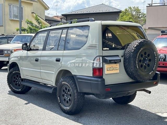 Toyota Land Cruiser Prado 2001 thumbnail 2