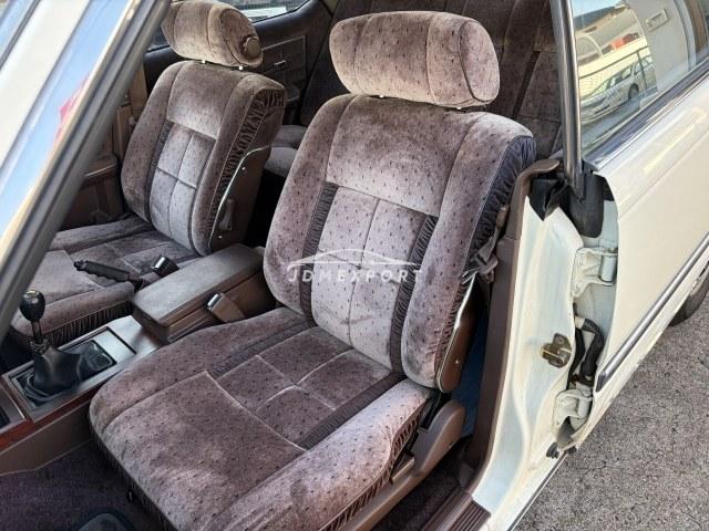 Nissan Gloria Van 1983 thumbnail 19