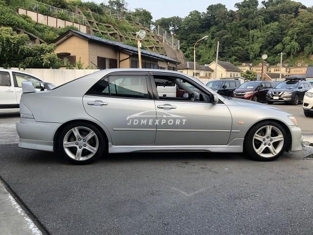 Toyota Altezza 1999 thumbnail 6