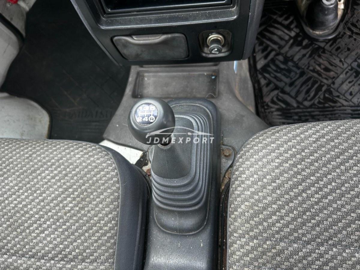 Daihatsu Hijet Truck 2000 thumbnail 14