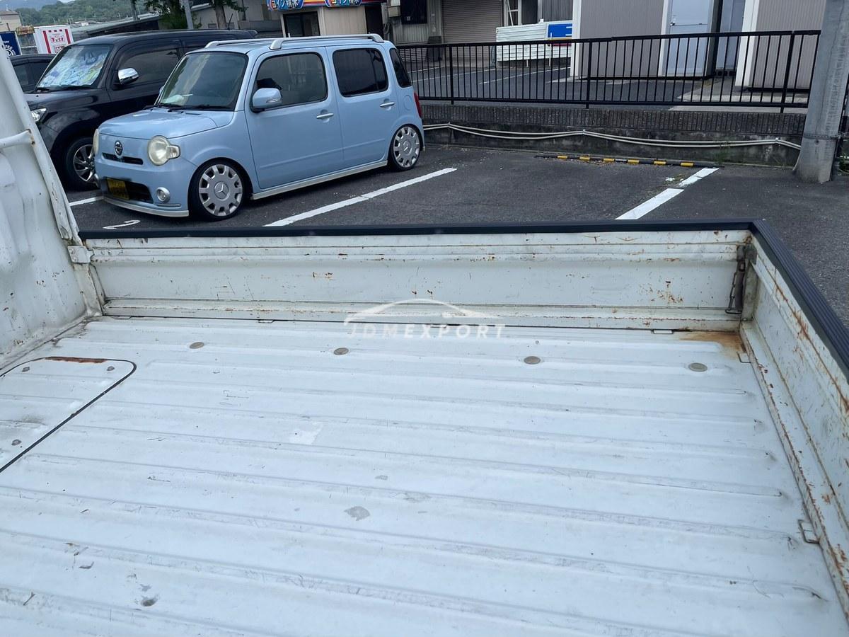 Daihatsu Hijet Truck 2000 thumbnail 8