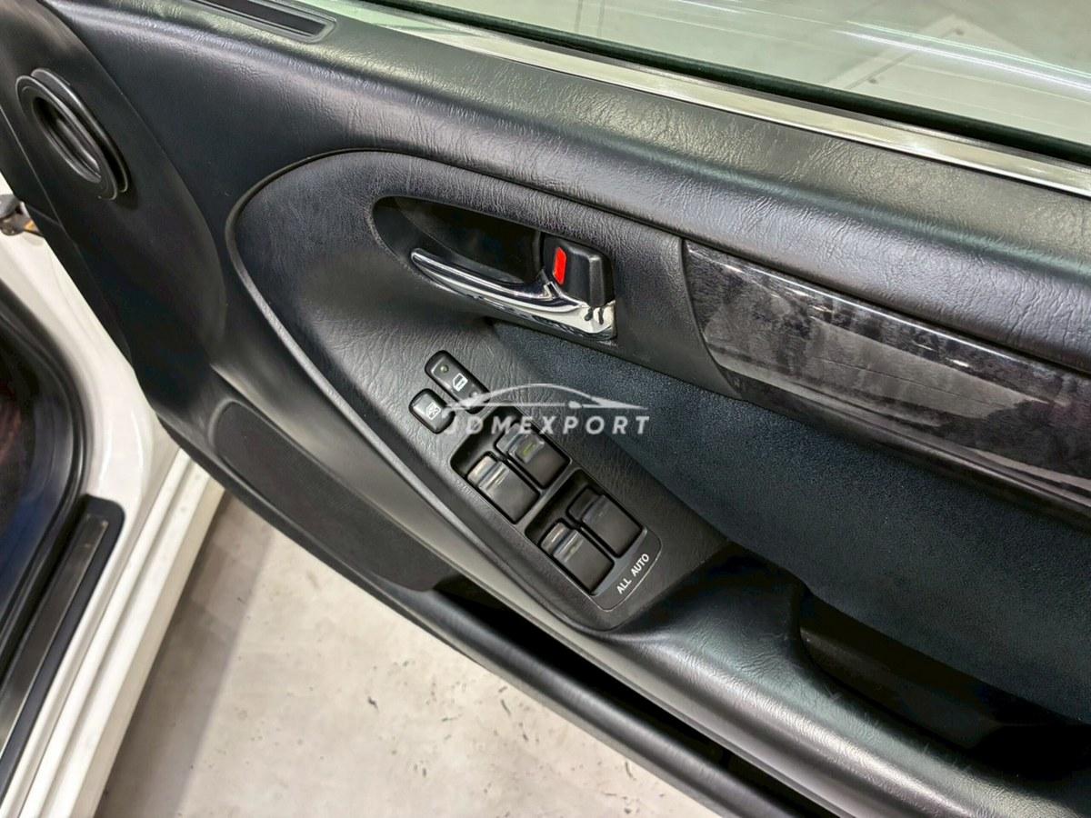 Toyota Aristo 2000 thumbnail 36