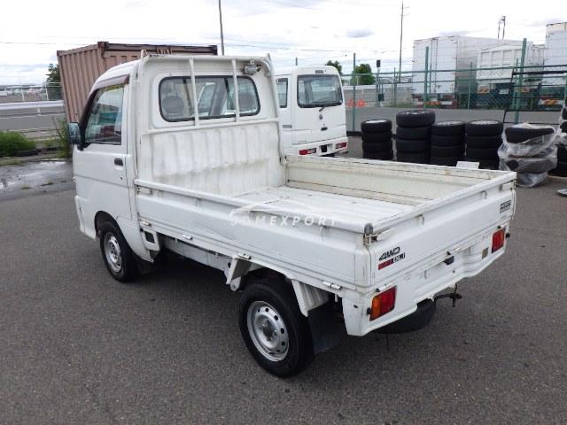 Daihatsu Hijet Truck 2000 thumbnail 9