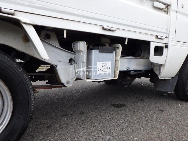 Daihatsu Hijet Truck 2000 thumbnail 5