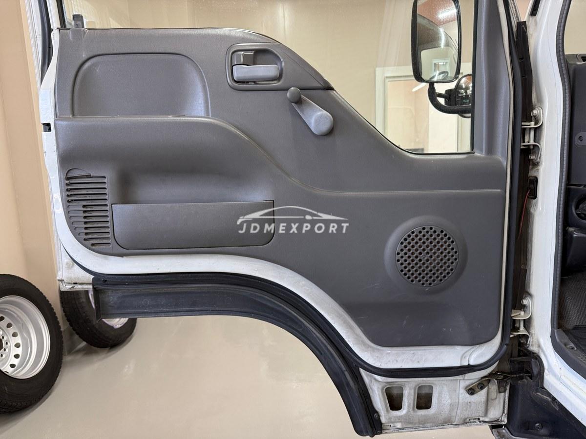 Isuzu Elf Truck 1998 thumbnail 16