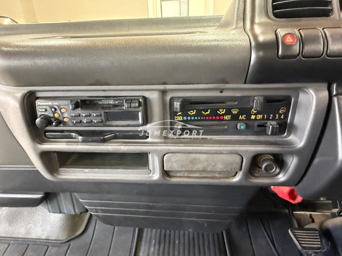 Isuzu Elf Truck 1998 thumbnail 22