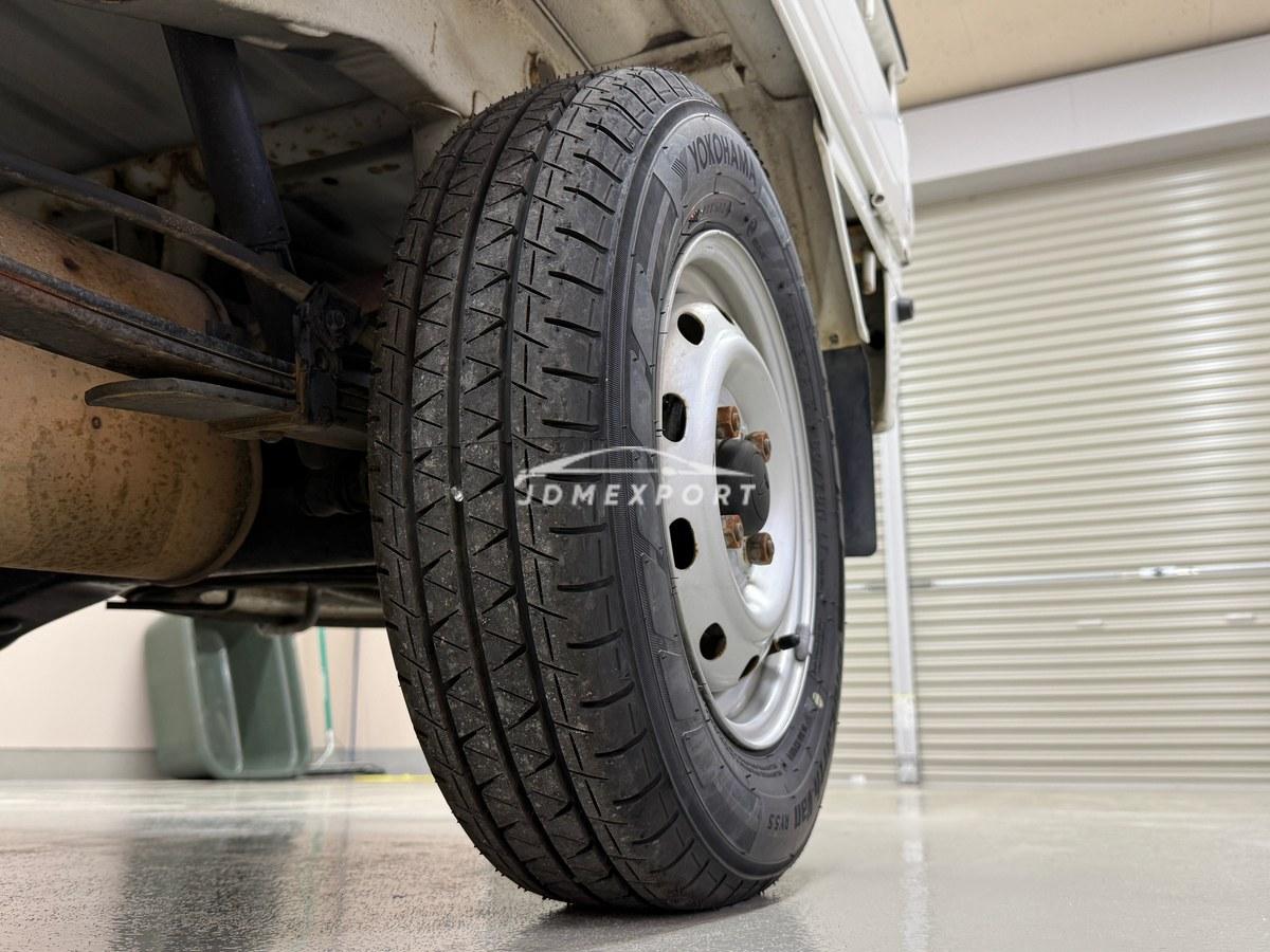 Daihatsu Hijet Truck 2000 thumbnail 19