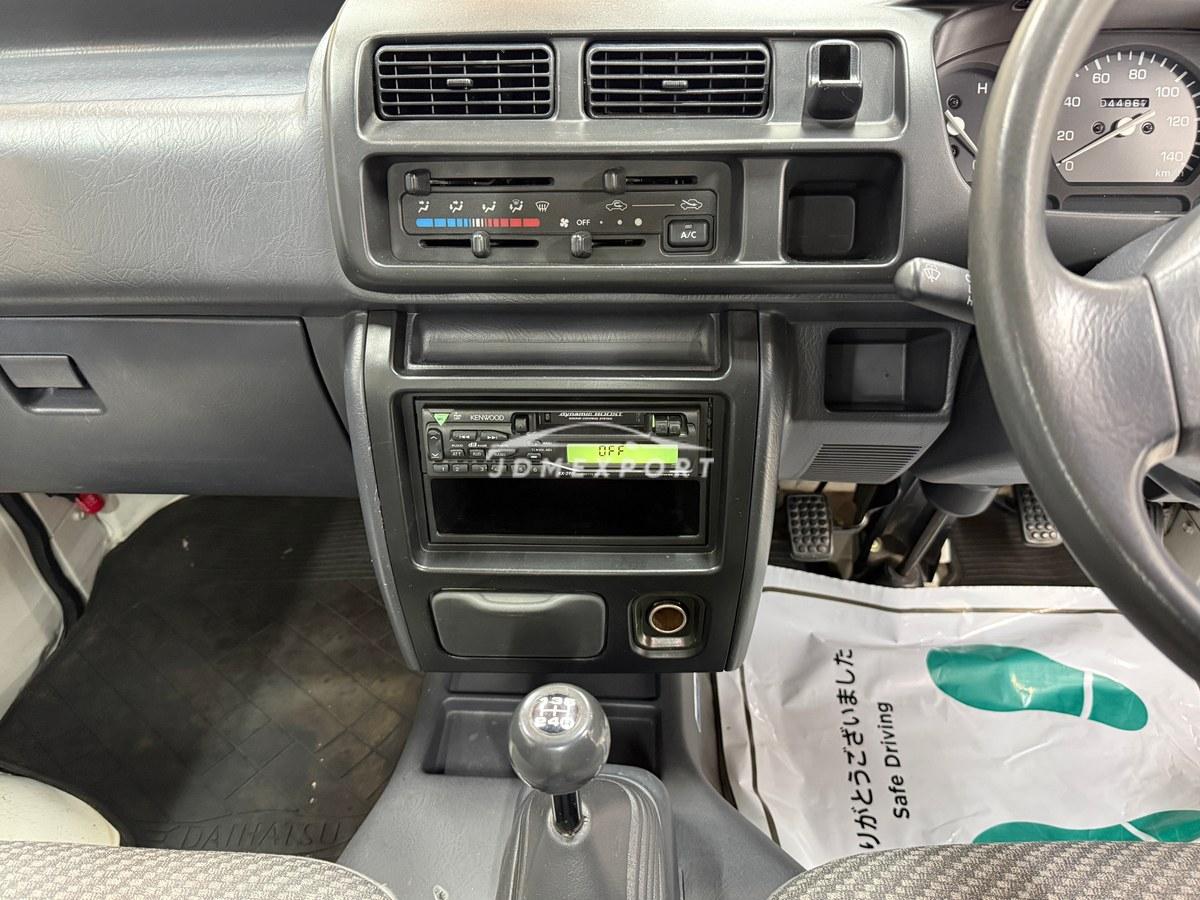 Daihatsu Hijet Truck 2000 thumbnail 38