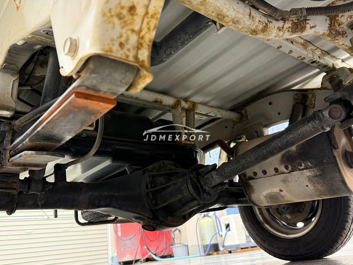 Daihatsu Hijet Truck 2000 thumbnail 23